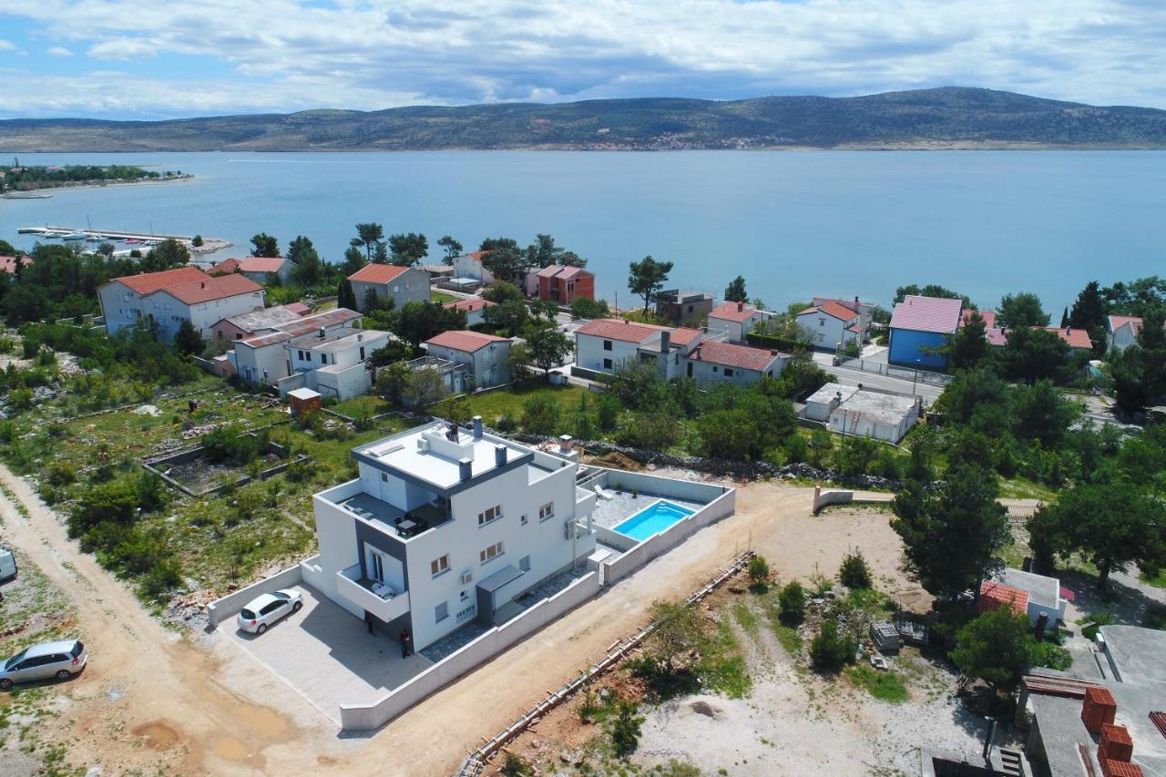 Villa Silver Starigrad Paklenica Exterior photo